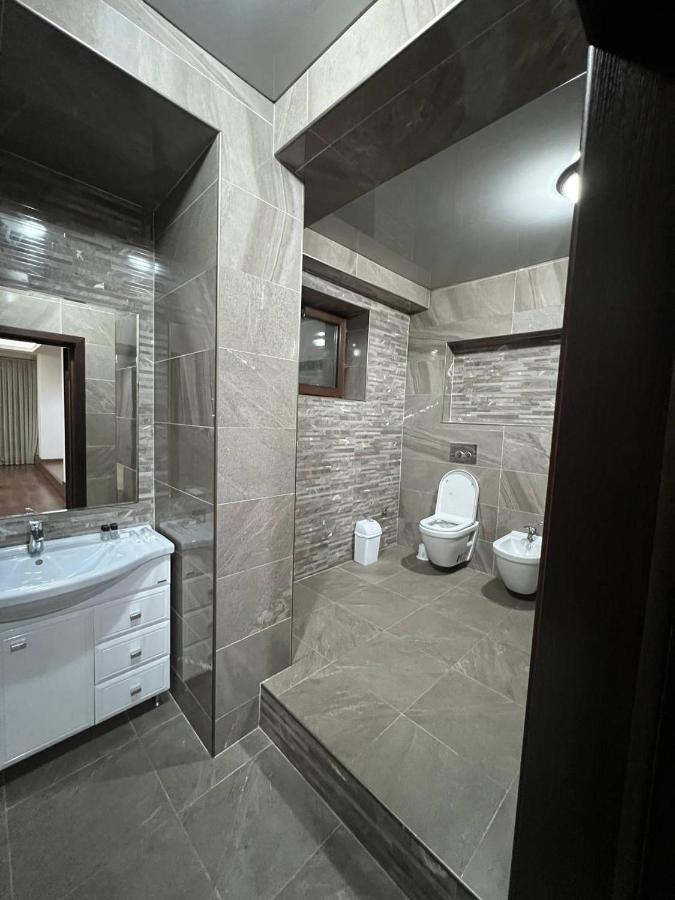 Lite Guest House Bishkek Exterior photo